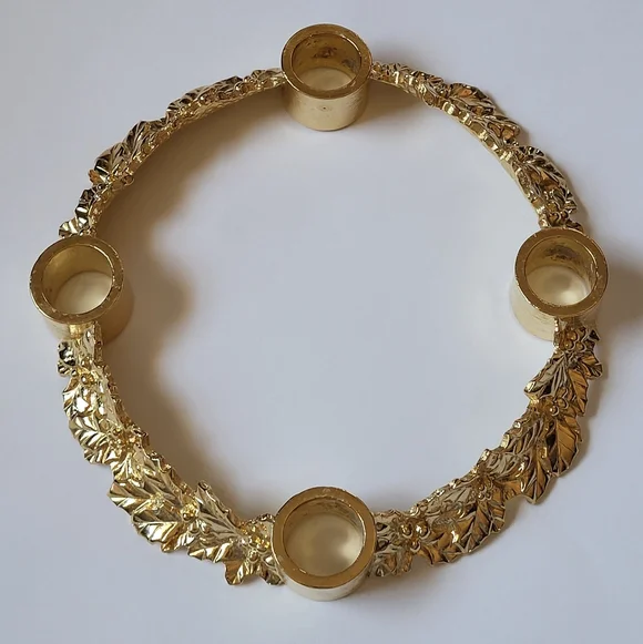 Elegant Gold Leaf Advent Wreath - Picture 1 of 5